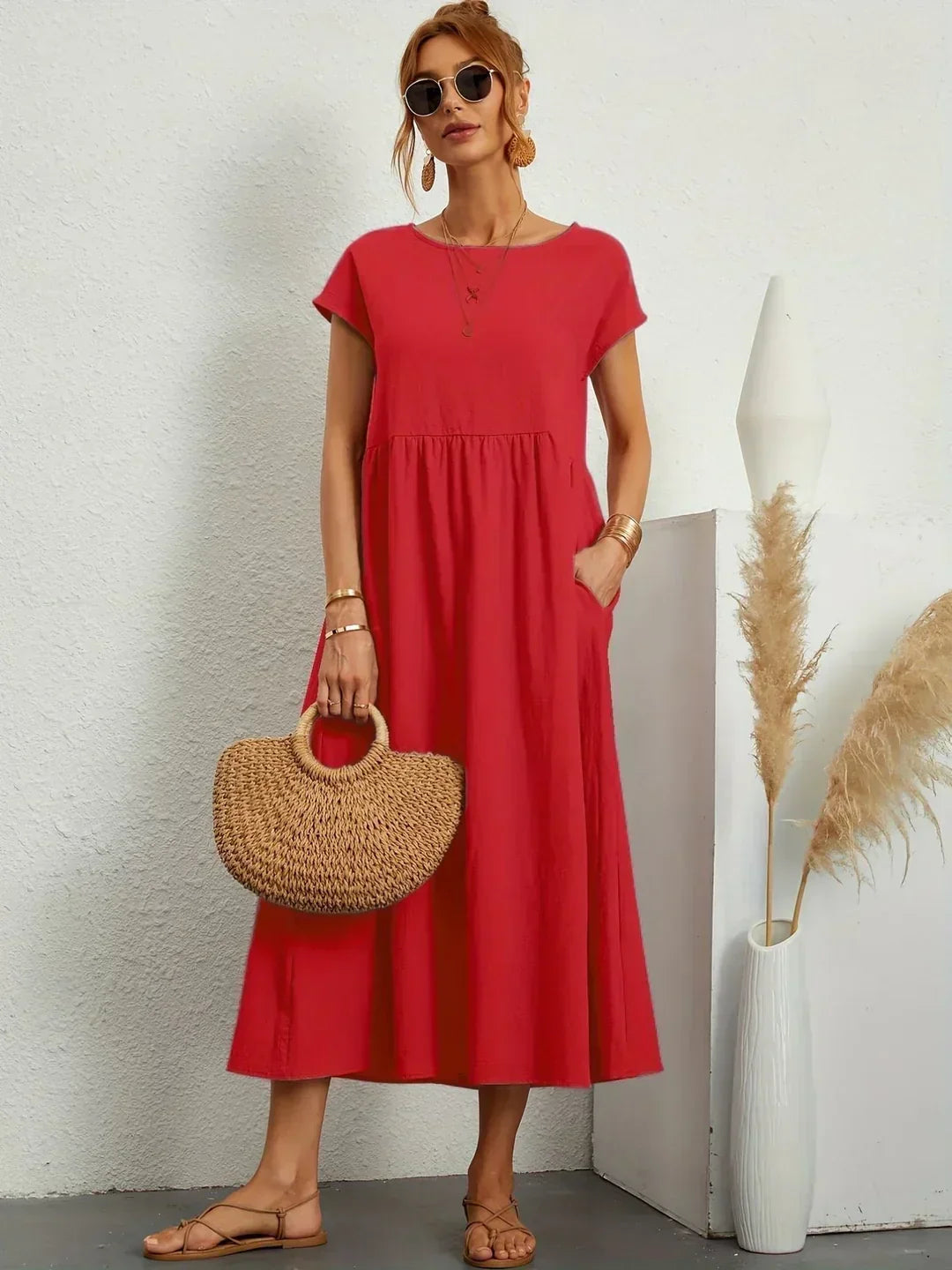 Gabrielle™ — Elegancka, midi sukienka o swobodnym kroju