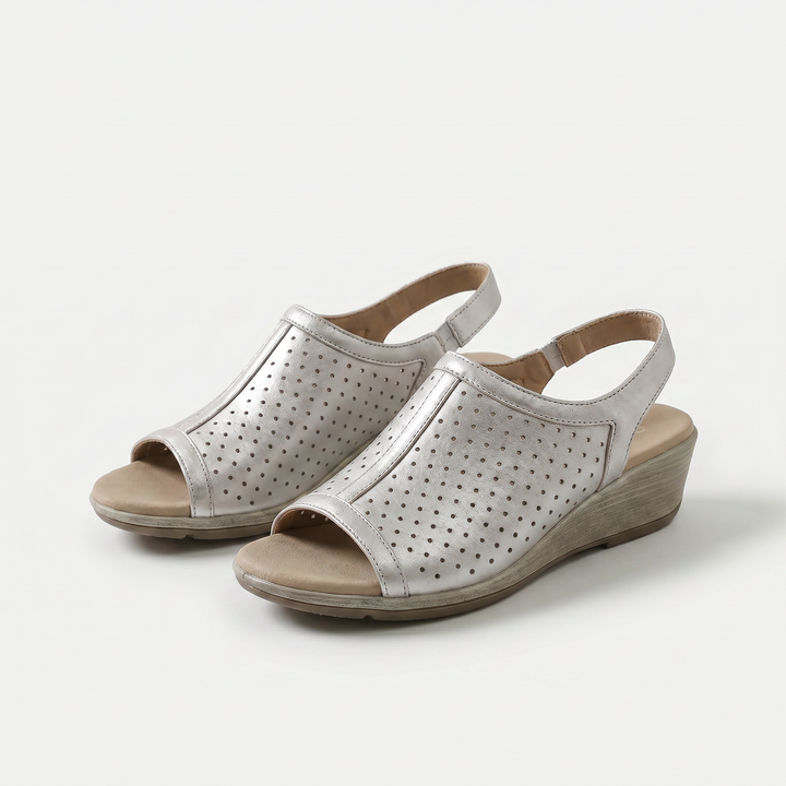 Hazel – Lśniąca elegancja w metalicznym platynie