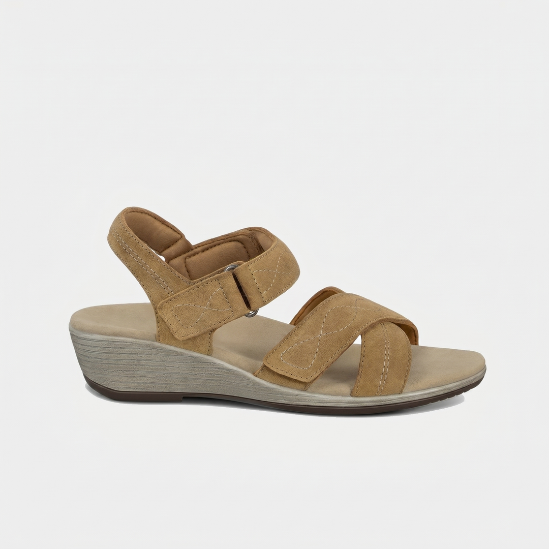 Holly – Ciepła elegancja w delikatnym taupe
