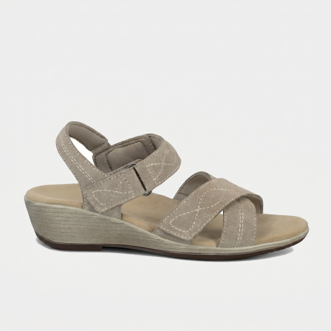 Holly – Ciepła elegancja w delikatnym taupe