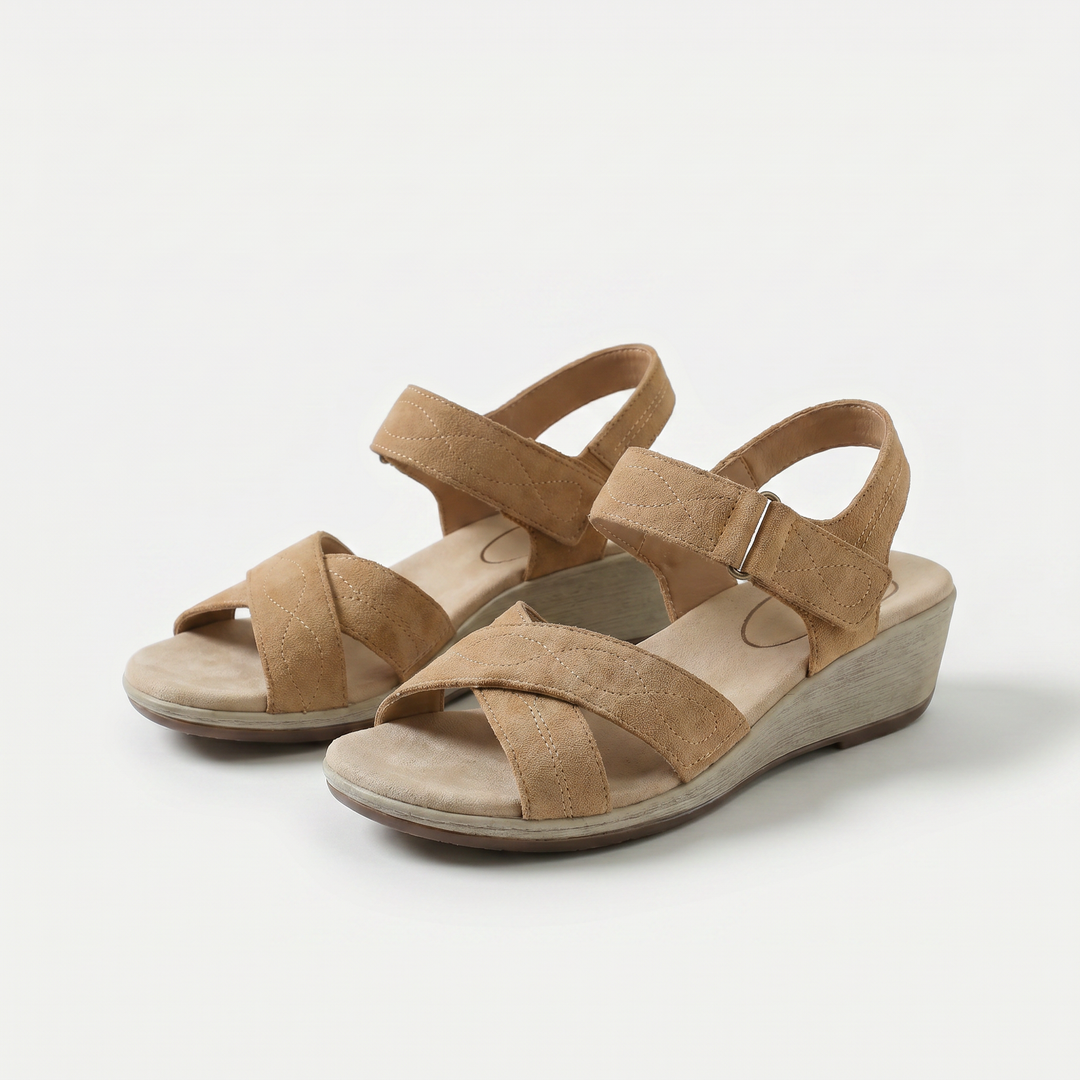 Holly – Ciepła elegancja w delikatnym taupe